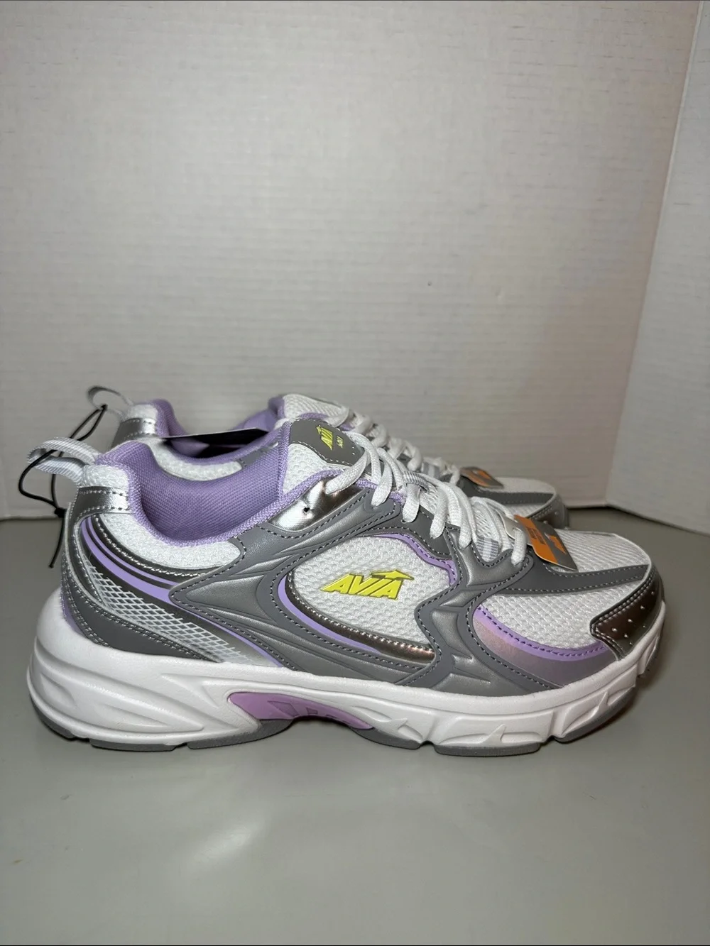NEW! Avia Women's 5000 Performance Sneakers Size 9.5 Wide Purple Silver